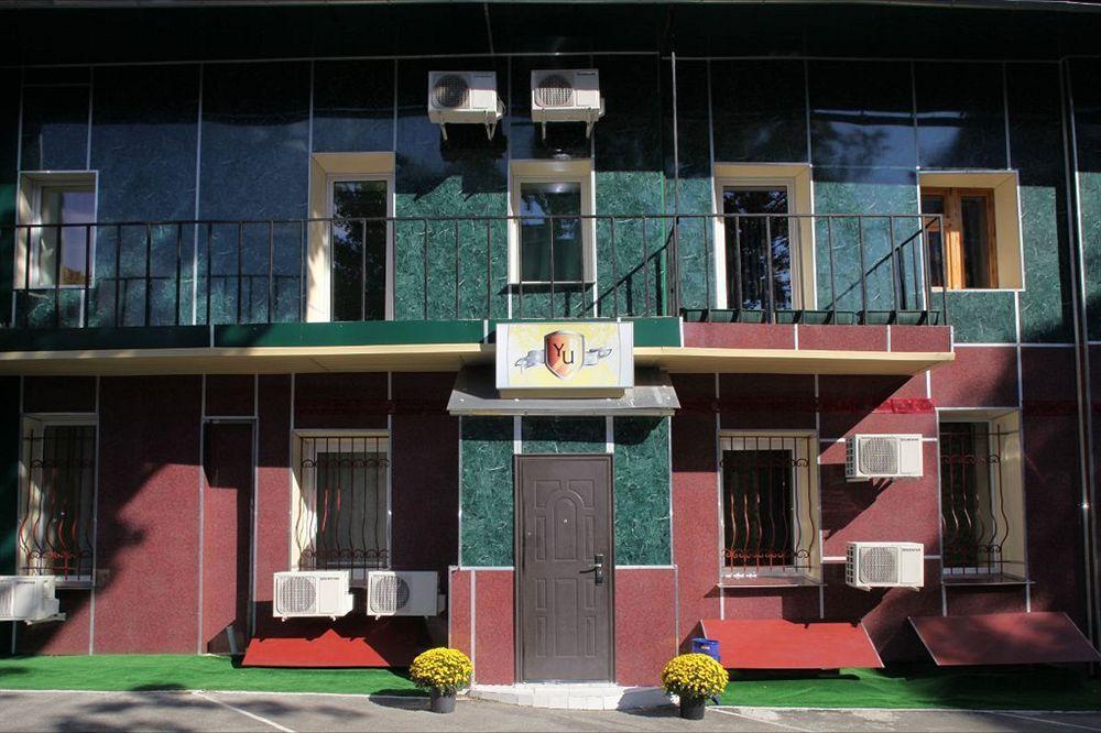 Yellowunlimited Hotel Harkiv Exterior foto