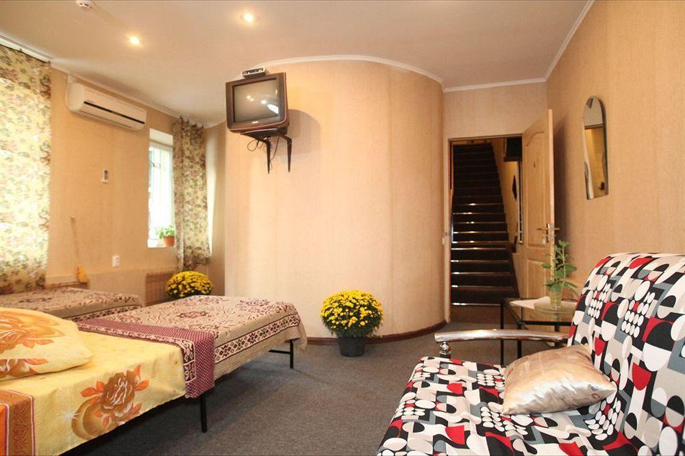Yellowunlimited Hotel Harkiv Exterior foto