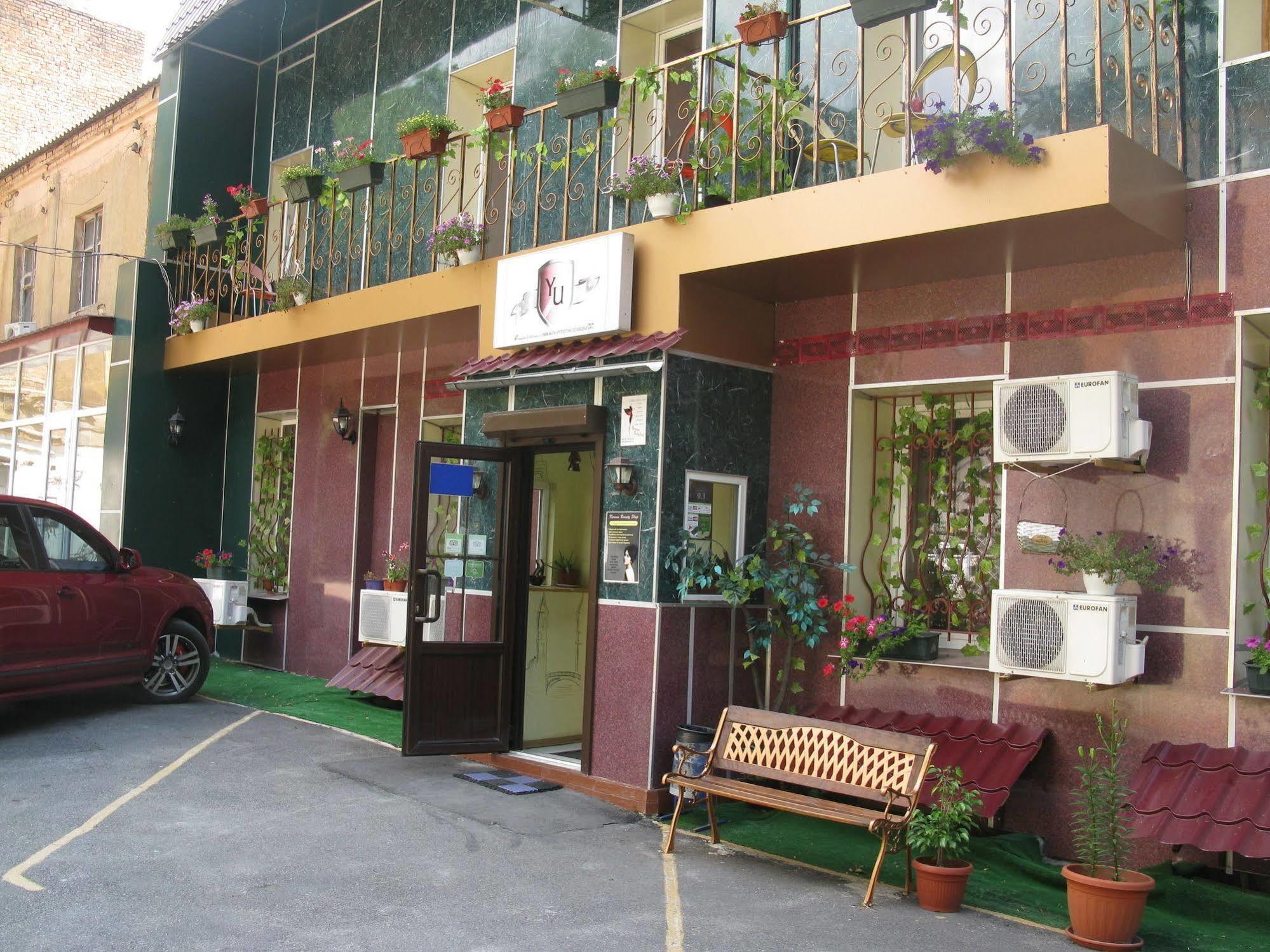 Yellowunlimited Hotel Harkiv Exterior foto